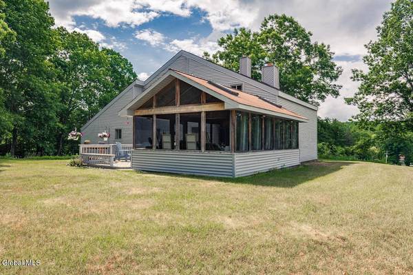 2537 Old Mill Road, Galway, NY 12074