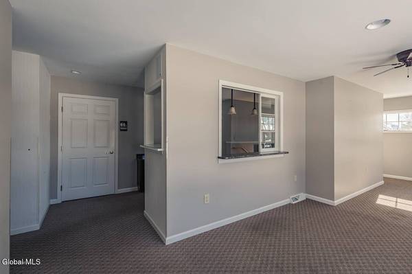 8 Medical Arts Lane, Saratoga Springs, NY 12866