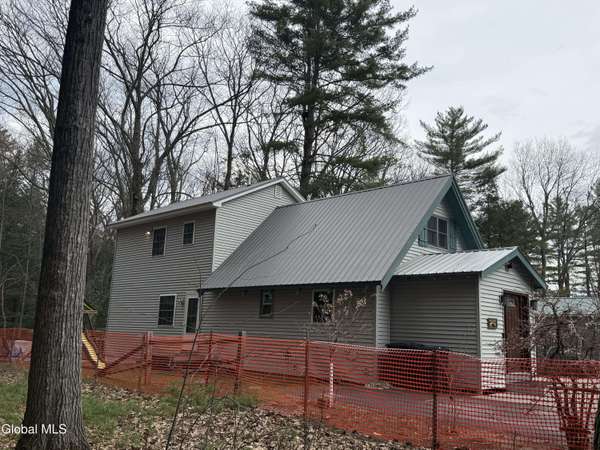 143 Lakeview Avenue, Mayfield, NY 12117