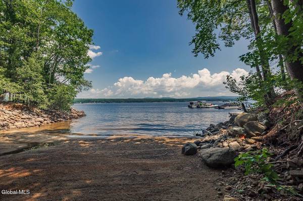 143 Lakeview Avenue, Mayfield, NY 12117