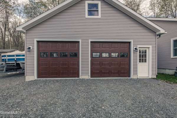 323 N Shore Rd Peck Road, Gloversville, NY 12078