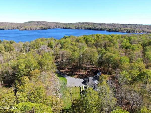 323 N Shore Rd Peck Road, Gloversville, NY 12078