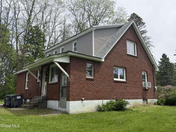 1388 Midline Road, Amsterdam, NY 12010
