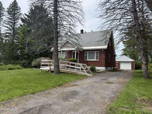1388 Midline Road, Amsterdam, NY 12010
