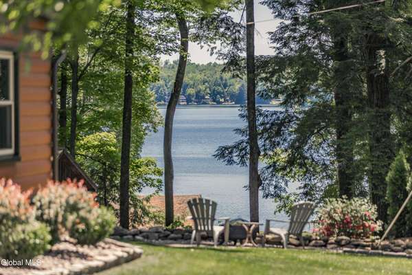 7104 Woods End Road, Galway, NY 12074