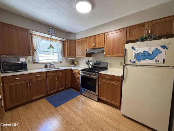 303 N Shore Rd Peck Road, Gloversville, NY 12078