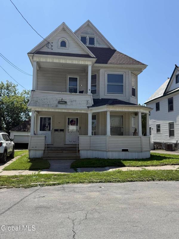 30 McClellan Avenue, Amsterdam, NY 12010