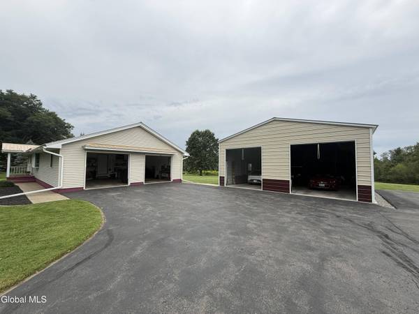 337 Honeywell Corners Road, Broadalbin, NY 12025