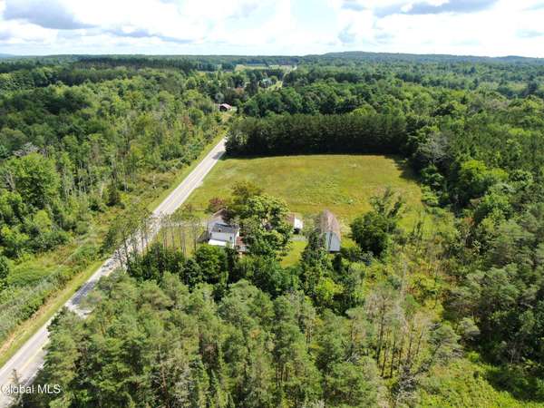 1022 W Galway Road, Galway, NY 12086
