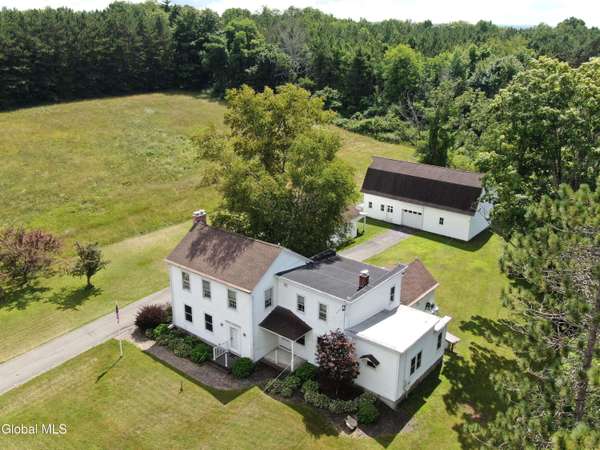 1022 W Galway Road, Galway, NY 12086