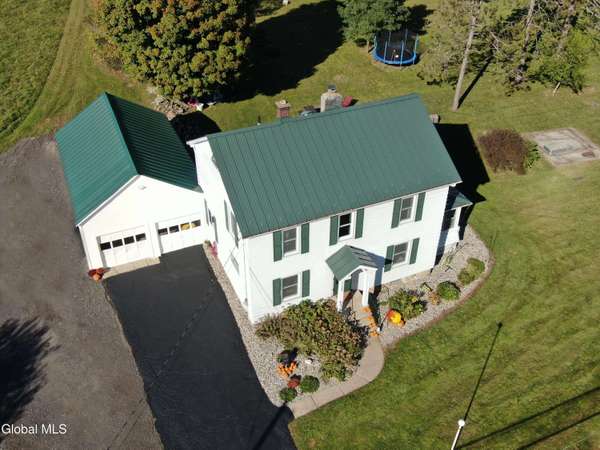 1121 W Galway Road, Galway, NY 12074