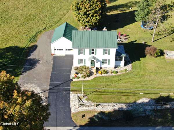 1121 W Galway Road, Galway, NY 12074