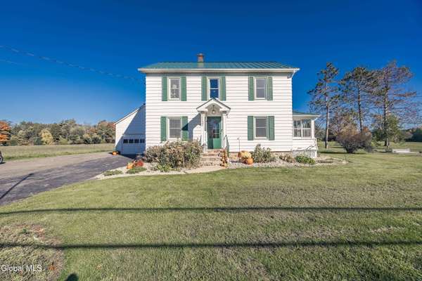 1121 W Galway Road, Galway, NY 12074