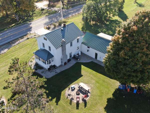 1121 W Galway Road, Galway, NY 12074