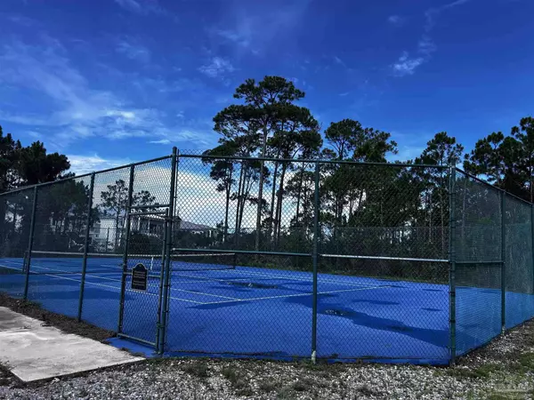 16273 Bocaccio Dr, Pensacola, FL 32507