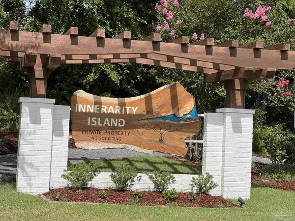 16273 Bocaccio Dr, Pensacola, FL 32507