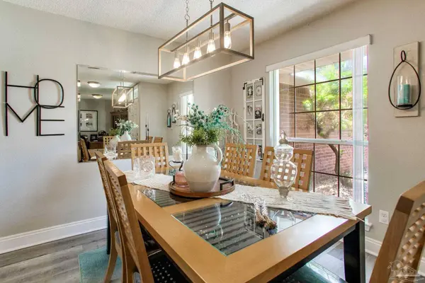 9141 Daytona Dr, Pensacola, FL 32506