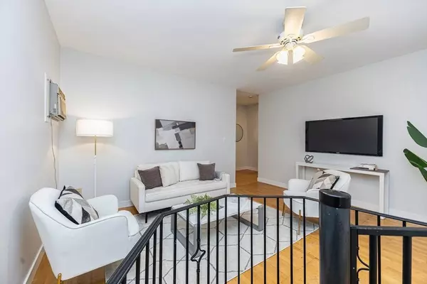 34 Washburn St #1, Boston, MA 02125