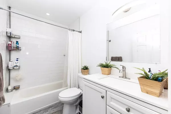 279 Shirley St #2, Winthrop, MA 02152