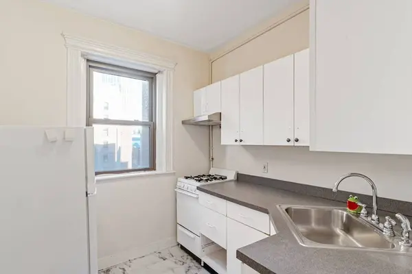 52 Charlesgate E #170, Boston, MA 02215