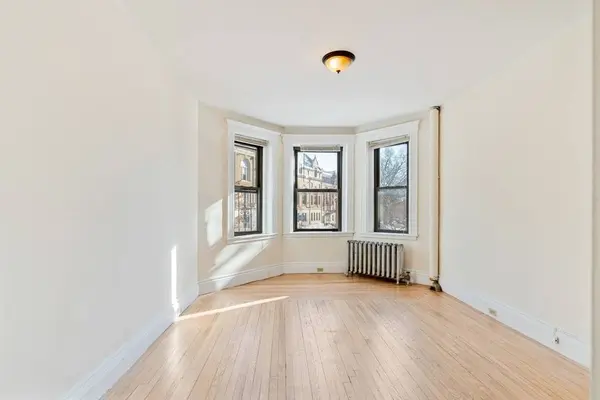 64 Charlesgate #61, Boston, MA 02215