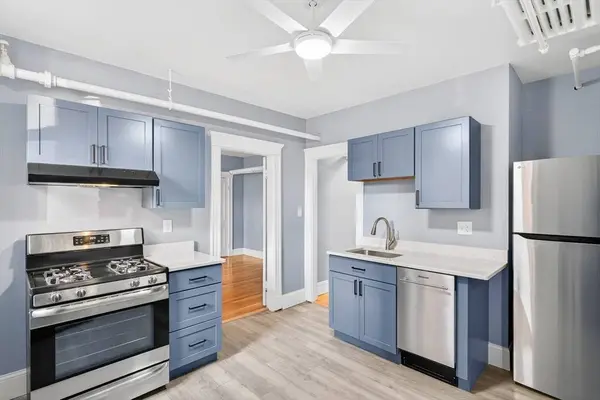 36 Saint Paul St #B, Brookline, MA 02446