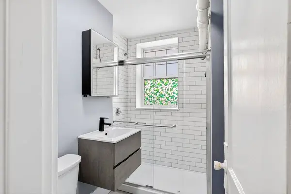 36 Saint Paul St #B, Brookline, MA 02446