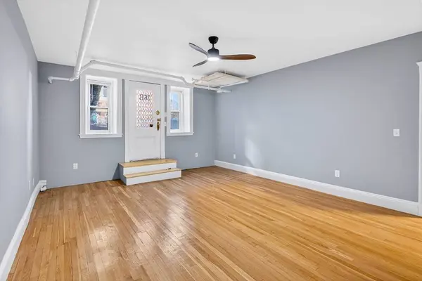 36 Saint Paul St #B, Brookline, MA 02446