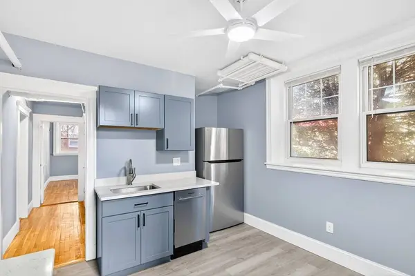 36 Saint Paul St #B, Brookline, MA 02446