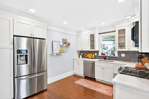 3 Rosemere Ct #1, Boston, MA 02131