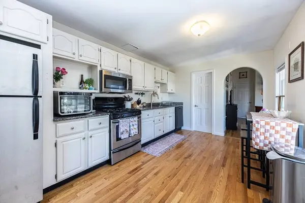 13 Vinton St #3, Boston, MA 02127