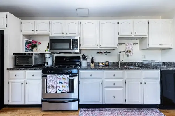 13 Vinton St #3, Boston, MA 02127