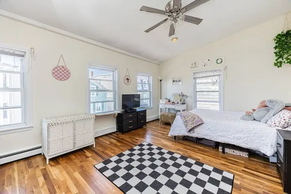 13 Vinton St #3, Boston, MA 02127