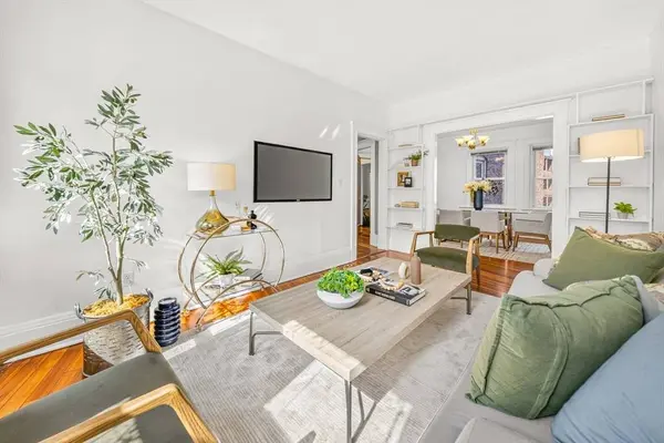 551 Brookline Ave #4, Brookline, MA 02445