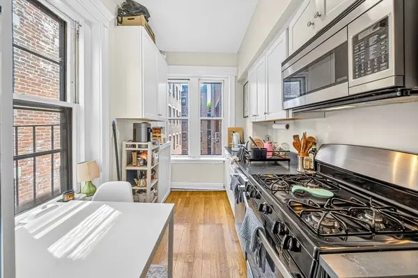 324 Chestnut Hill Ave. #9, Boston, MA 01235