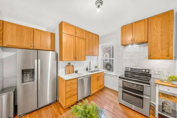 551 Brookline Ave #4, Brookline, MA 02445