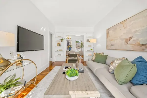 551 Brookline Ave #4, Brookline, MA 02445