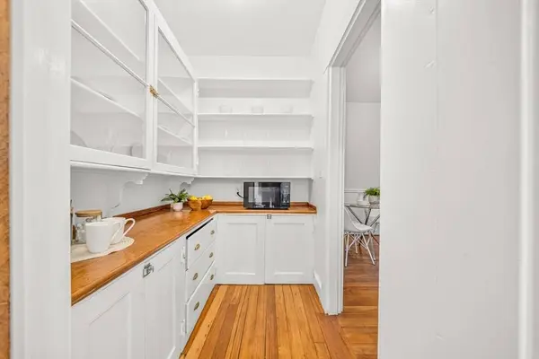 551 Brookline Ave #4, Brookline, MA 02445