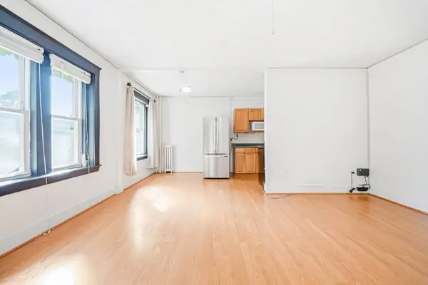 1607 Commonwealth Ave #04, Boston, MA 02135