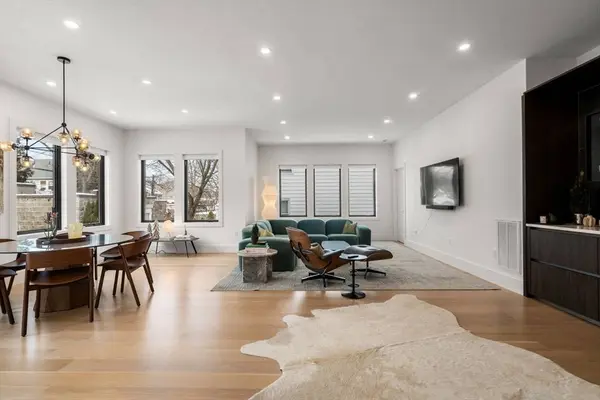 116 Thorndike St. #116, Brookline, MA 02446