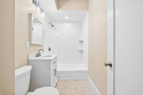 34 Winchester St #1, Brookline, MA 02446