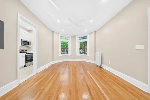 34 Winchester St #1, Brookline, MA 02446