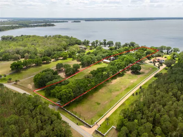 11200 LANE PARK RD, Tavares, FL 32778