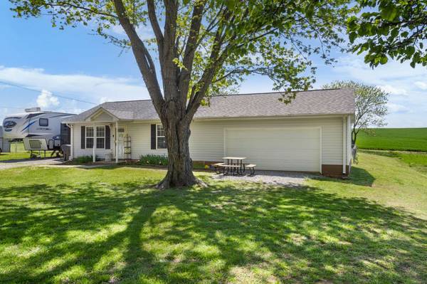 249 Bumpus Mill Rd, Oak Grove, KY 42262