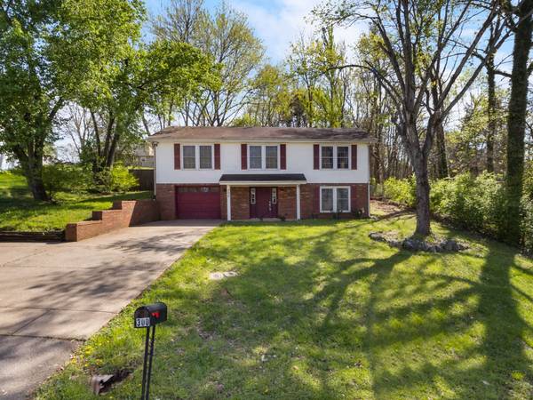 300 Grassland Dr, Clarksville, TN 37043