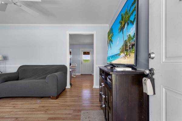 249 Bumpus Mill Rd, Oak Grove, KY 42262