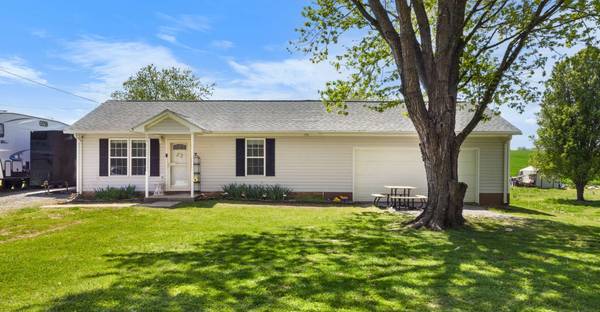 249 Bumpus Mill Rd, Oak Grove, KY 42262