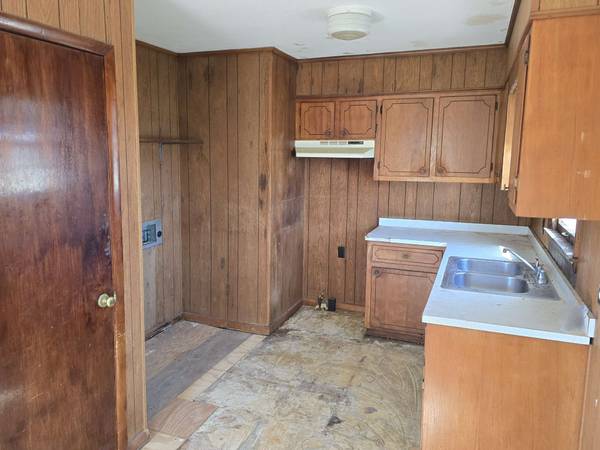 7048 Forest Park Blvd, Hopkinsville, KY 42240