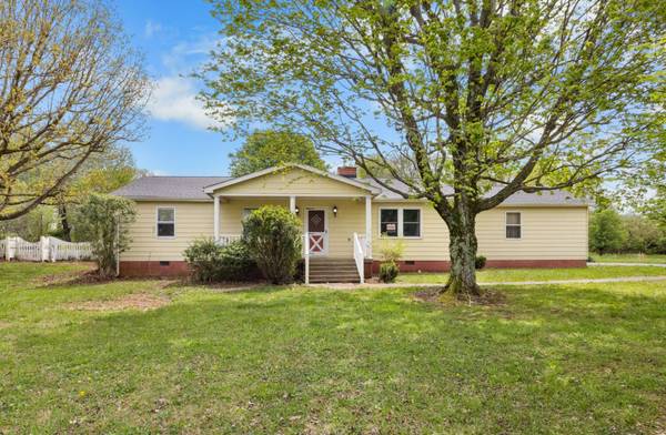 4220 Greenville Rd, Hopkinsville, KY 42240