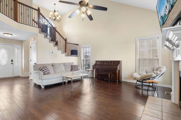 3466 Melrose Dr, Clarksville, TN 37042